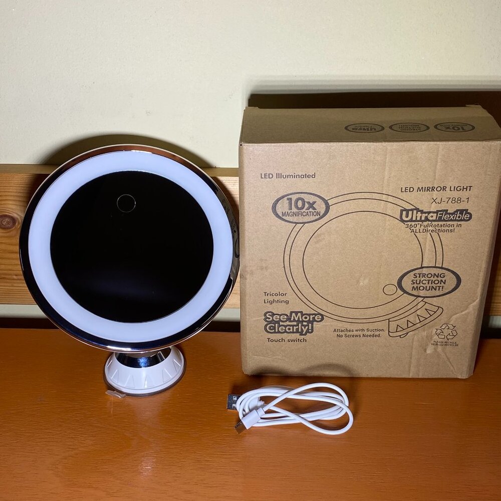 10x Magnifying Mirror Lighted 360 Rotation with Suction Cup
